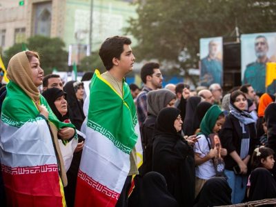 راهکارهای احیای رابطه حکومت با مردم / نظام این فرصت طلایی را از دست ندهد